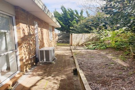 Photo of property in 2d Wendell Place, Greenlane, Auckland, 1061