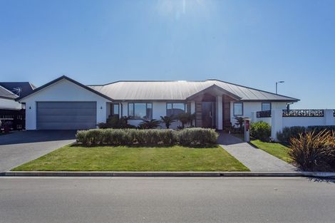 Photo of property in 17 Koura Drive, Rangiora, 7400