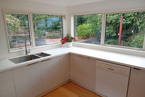 Photo of property in 10 Selwyn Parade, Lyttelton, 8082