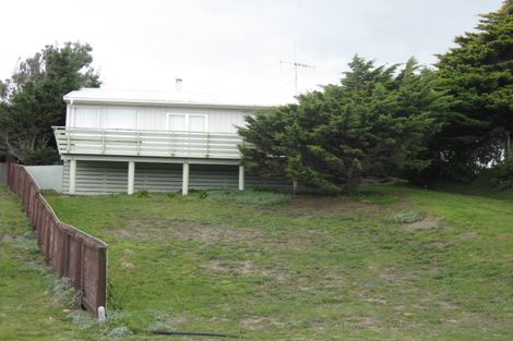 Photo of property in 12 Arataki Grove, Waitarere Beach, Levin, 5510