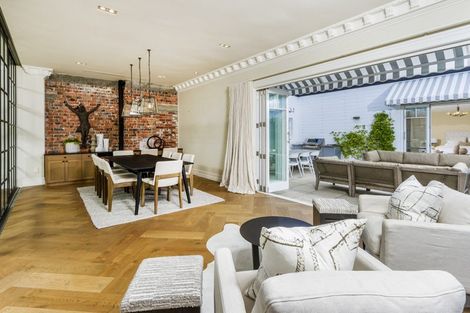 Photo of property in 33 Cheltenham Road, Devonport, Auckland, 0624