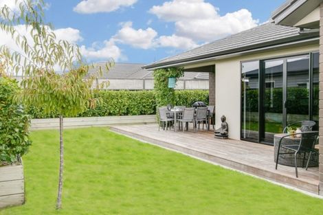 Photo of property in 7 Ohau Place, Poraiti, Napier, 4112