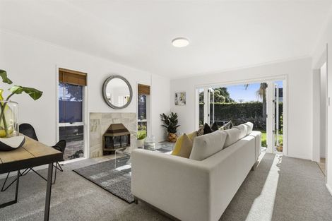 Photo of property in 2/42 Bayswater Avenue, Bayswater, Auckland, 0622