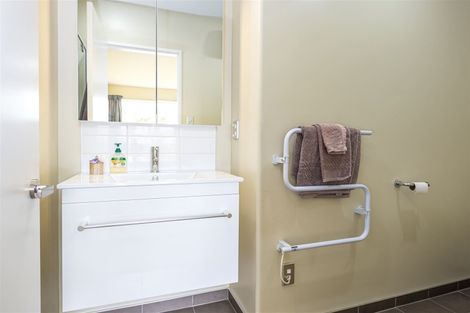 Photo of property in 3a Annies Lane, Aidanfield, Christchurch, 8025