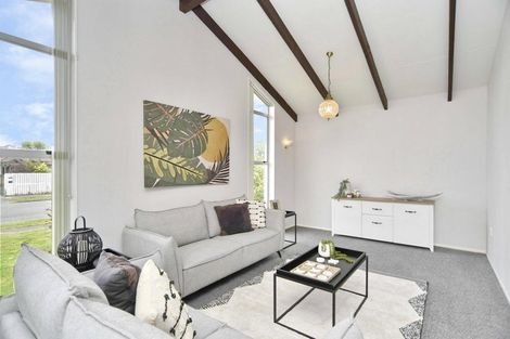 Photo of property in 43 Valecrest Avenue, Parklands, Christchurch, 8083