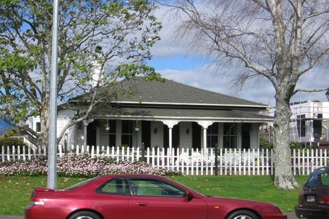Photo of property in 90 Edgecumbe Road, Tauranga, 3110