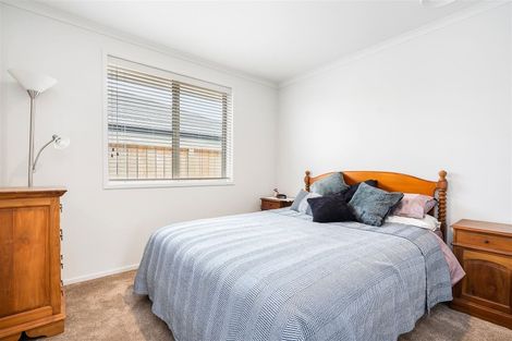 Photo of property in 6 Powhaitere Road, One Tree Point, 0118