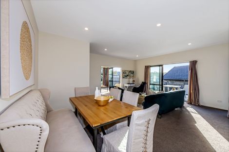 Photo of property in 21 Botanical Drive, Silverdale, 0932