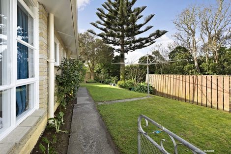 Photo of property in 34 Silverbirch Grove, Churton Park, Wellington, 6037