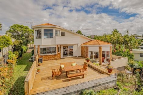 Photo of property in 29 Ferntree Terrace, West Harbour, Auckland, 0618