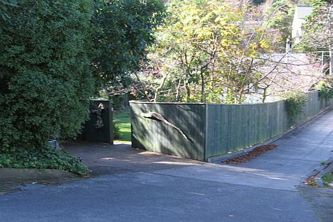 Photo of property in 76 Airlie Road, Plimmerton, Porirua, 5026