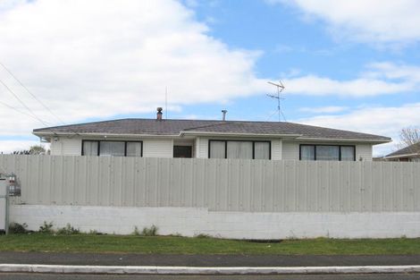 Photo of property in 18 Valentine Street, Papakura, 2110