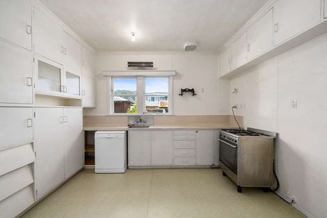 Photo of property in 301 Waiwhetu Road, Fairfield, Lower Hutt, 5011