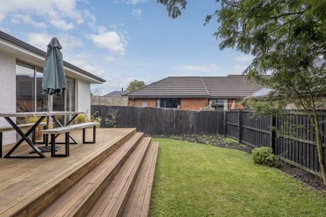 Photo of property in 1/55 Mcfaddens Road, St Albans, Christchurch, 8052