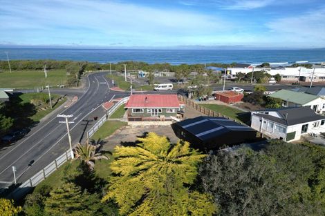 Photo of property in 1 Bath Street, Brighton, Dunedin, 9035