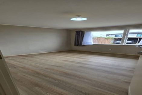 Photo of property in 2/86 Carruth Road, Papatoetoe, Auckland, 2025