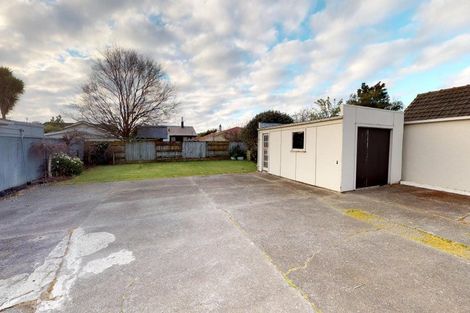Photo of property in 21 Florence Avenue, Palmerston North, 4414