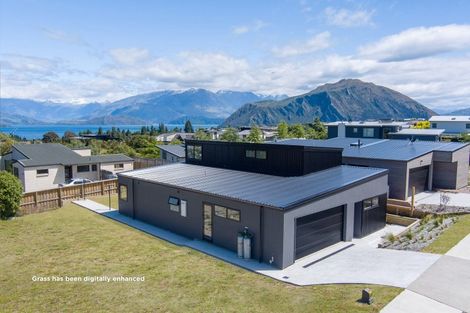 Photo of property in 14 Clearview Street, Wanaka, 9305