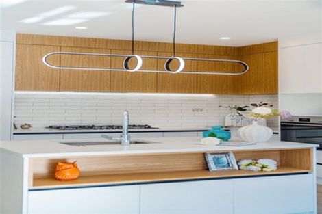 Photo of property in 38 Whakairo Crescent, Gulf Harbour, Whangaparaoa, 0930