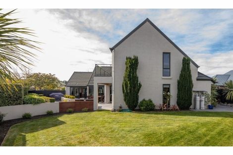 Photo of property in 16 Broadhaven Avenue, Parklands, Christchurch, 8083