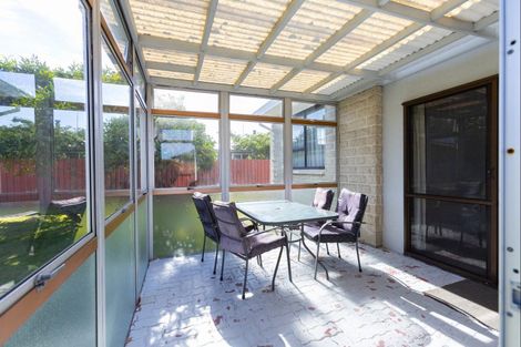 Photo of property in 42 Spriggs Crescent, Greenmeadows, Napier, 4112