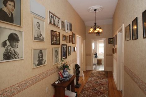 Photo of property in 42 Cameron Street, Ashburton, 7700