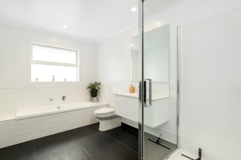 Photo of property in 5 Jeffs Way, Papamoa Beach, Papamoa, 3118