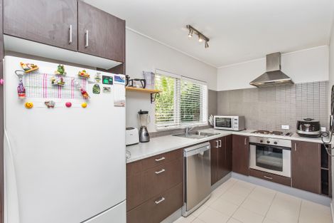 Photo of property in 1/612 Beach Road, Browns Bay, Auckland, 0630