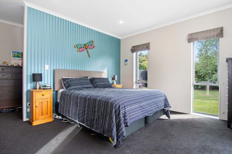 Photo of property in 9 Allgood Place, Rototuna North, Hamilton, 3210