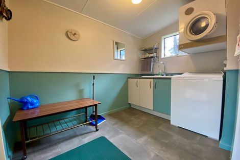 Photo of property in 8 Escort Grove, Awapuni, Palmerston North, 4412