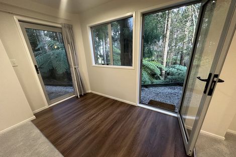 Photo of property in 77e Colwill Road, Massey, Auckland, 0614