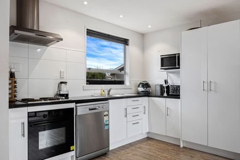 Photo of property in 97 Winters Road, Redwood, Christchurch, 8051