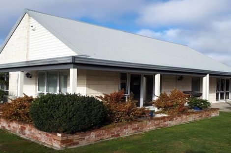Photo of property in 135 Dunbars Road, Halswell, Christchurch, 8025
