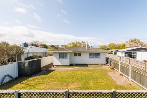 Photo of property in 34 Geraldine Crescent, Cloverlea, Palmerston North, 4412