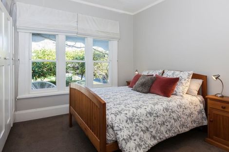 Photo of property in 216 Springfield Road, St Albans, Christchurch, 8014