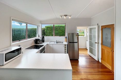 Photo of property in 1a Brennan Avenue, Te Atatu Peninsula, Auckland, 0610