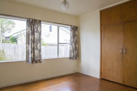 Photo of property in 1/260 Birkdale Road, Birkdale, Auckland, 0626