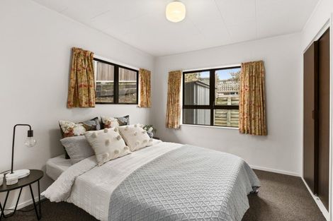 Photo of property in 1/34 Busby Hill, Havelock North, 4130