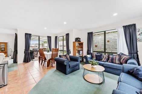Photo of property in 22a Zealandia Road, Manly, Whangaparaoa, 0930