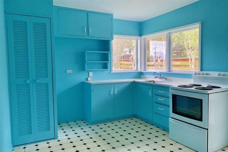 Photo of property in 2/8 Anne Road, Hillcrest, Auckland, 0627