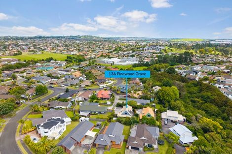 Photo of property in 2/13 Pinewood Grove, Botany Downs, Auckland, 2010