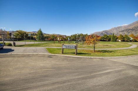 Photo of property in 5 Gretton Way, Lower Shotover, Queenstown, 9371
