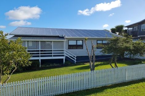 Photo of property in 2/48 Rawhiti Road, Manly, Whangaparaoa, 0930