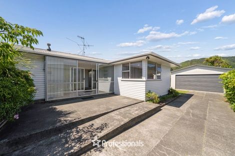 Photo of property in 15 Wetherby Grove, Wainuiomata, Lower Hutt, 5014