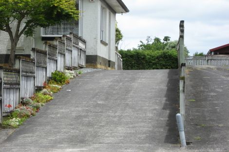 Photo of property in 8c Helvetia Road, Pukekohe, 2120