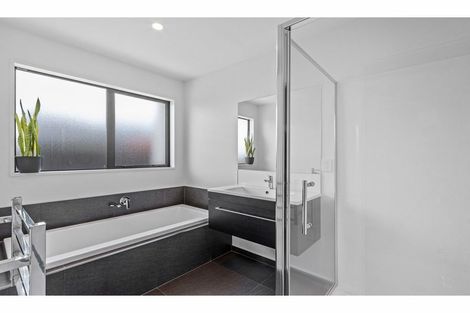 Photo of property in 22 Luxembourg Crescent, Halswell, Christchurch, 8025