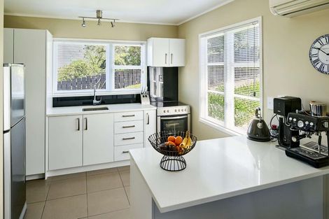 Photo of property in 106 Ironside Road, Johnsonville, Wellington, 6037