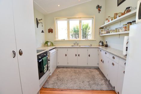 Photo of property in 27 Garrison Street, Carterton, 5713