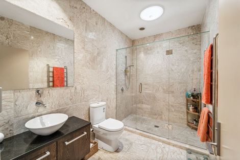 Photo of property in 139 Roberts Road, Matakatia, Whangaparaoa, 0930