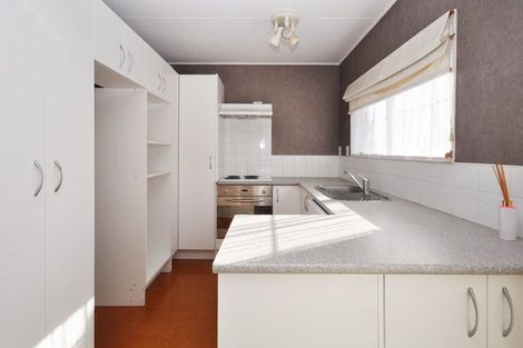 Photo of property in 81 Kemp Road, Massey, Auckland, 0614